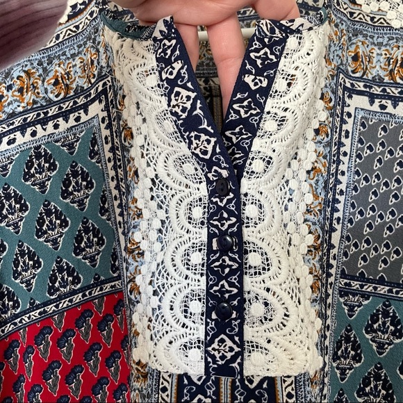 Antilia Femme Split Neck 3/4 Sleeve Tunic Top. Size Medium - Picture 6 of 8